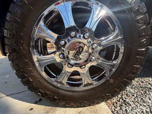 Used 2020 RAM 3500 Laramie image 9