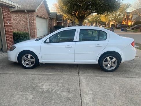 Used 2009 Chevrolet Cobalt LT w/ Preferred Equipment Group image 10