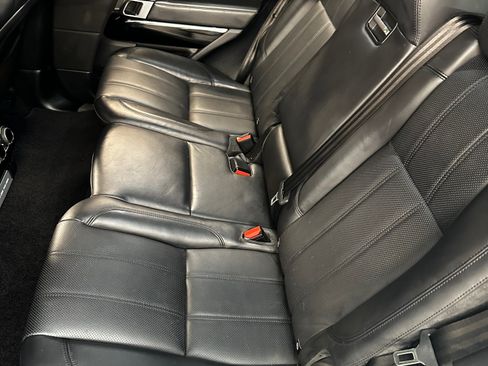 Used 2017 Land Rover Range Rover Supercharged image 13