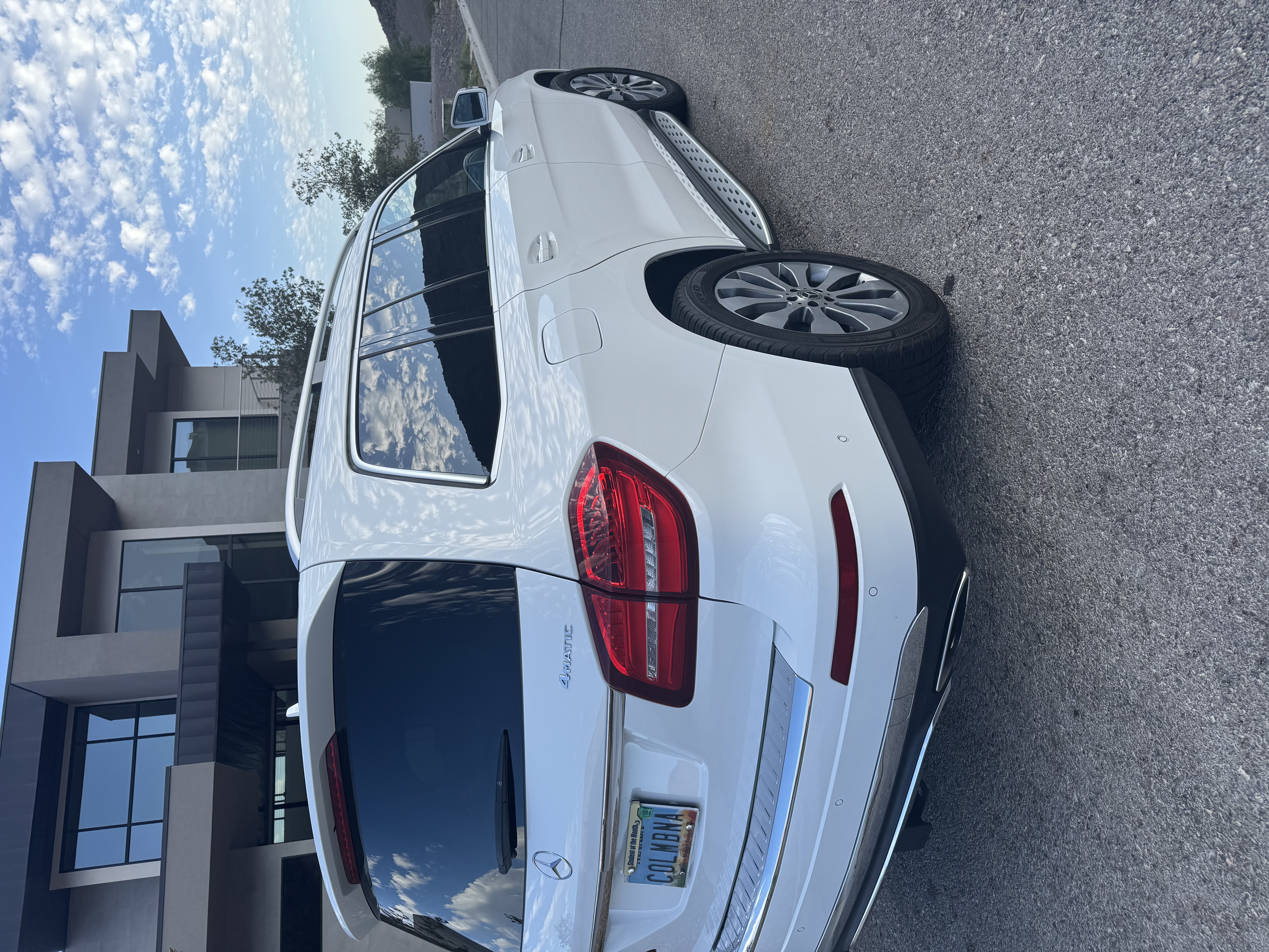 Used 2019 Mercedes-Benz GLS 450 4MATIC image 4