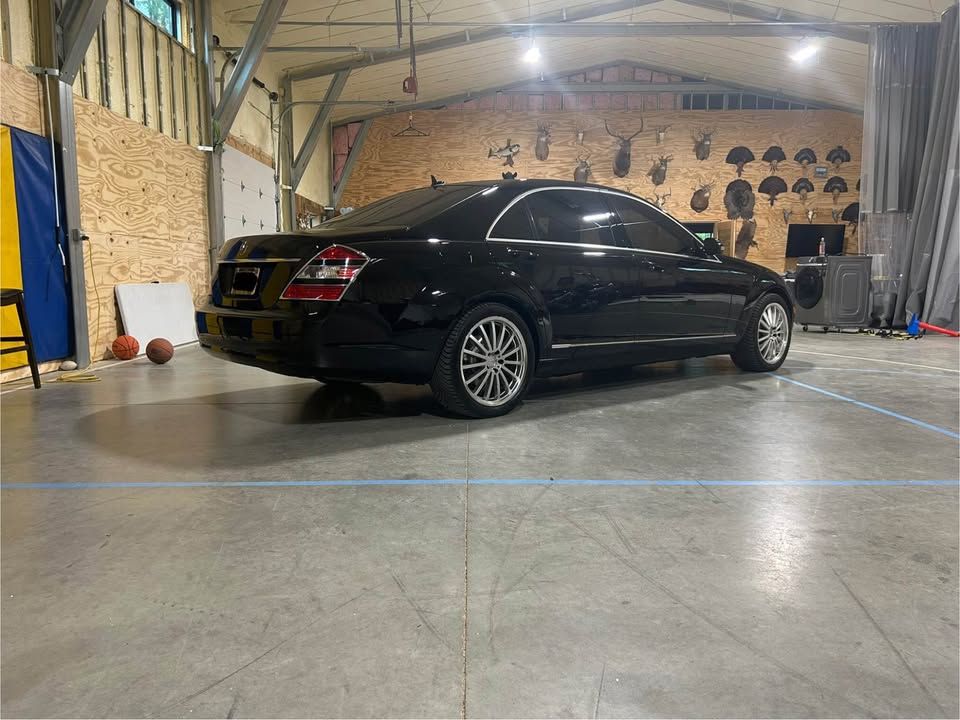 Used 2007 Mercedes-Benz S 550 image 2