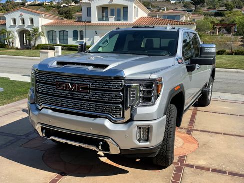 Used 2021 GMC Sierra 2500 Denali w/ Denali Ultimate Package image 4