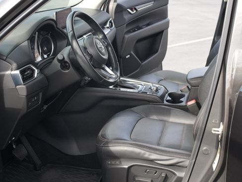 Used 2017 MAZDA CX-5 Grand Touring w/ Premium Package image 11