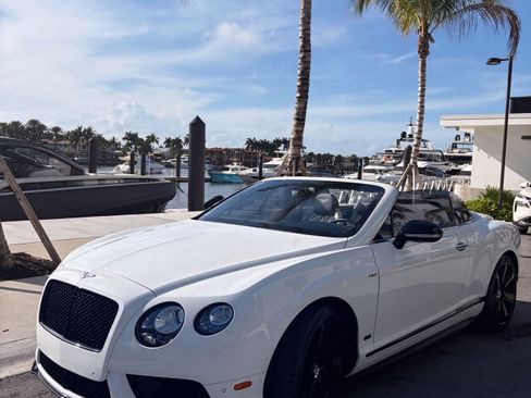 Used 2015 Bentley Continental GT V8 S image 4