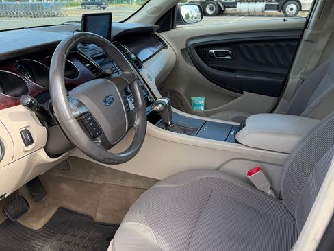 Used 2012 Ford Taurus SEL FWD image 13