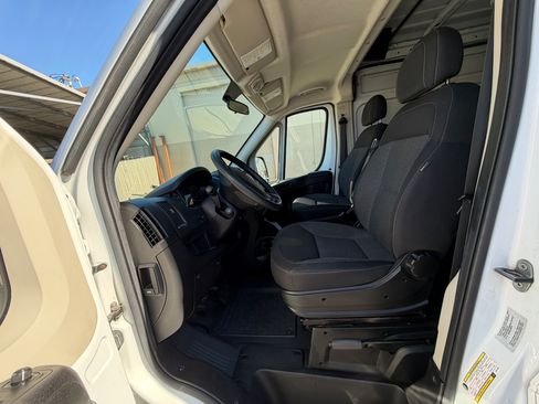 Used 2016 RAM ProMaster 2500 w/ Cargo Convenience Group image 15