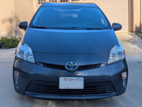 Used 2014 Toyota Prius Two image 4