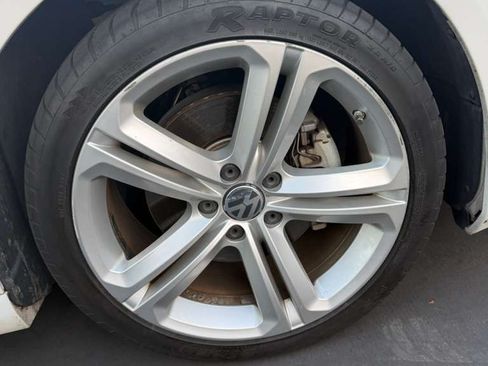 Used 2015 Volkswagen CC R-Line image 22