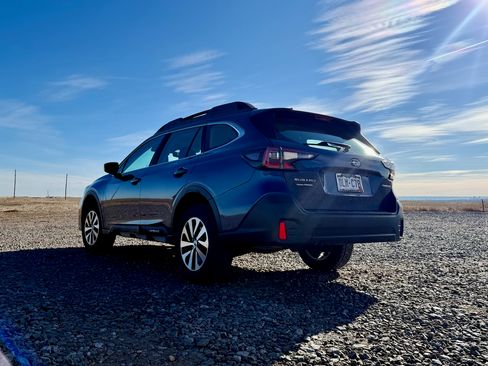 Used 2020 Subaru Outback w/ Popular Package #1 image 2