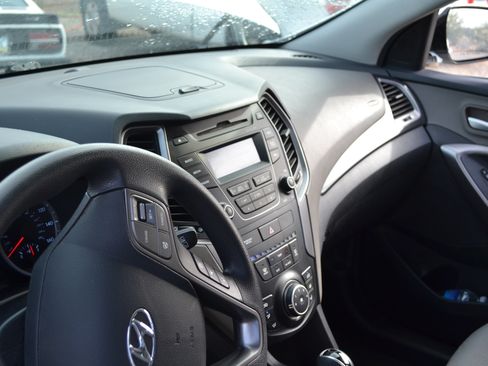 Used 2015 Hyundai Santa Fe Sport image 15