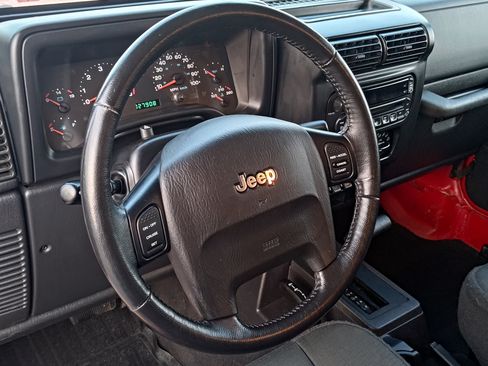 Used 2006 Jeep Wrangler Unlimited Rubicon image 13