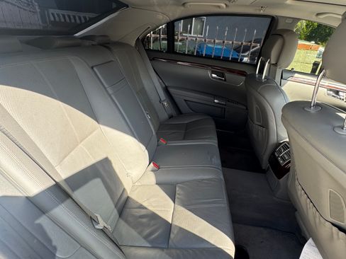 Used 2007 Mercedes-Benz S 550 image 13