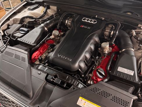 Used 2013 Audi RS 5 Coupe w/ Audi MMI Navigation Plus Pkg image 23