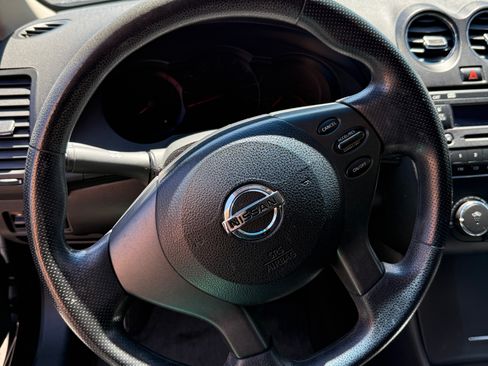 Used 2013 Nissan Altima 2.5 S FWD image 13