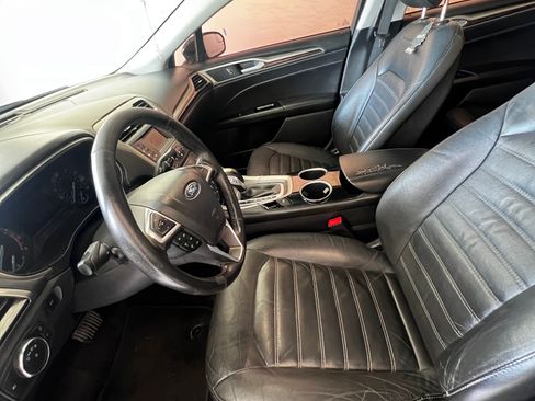 Used 2013 Ford Fusion SE image 9