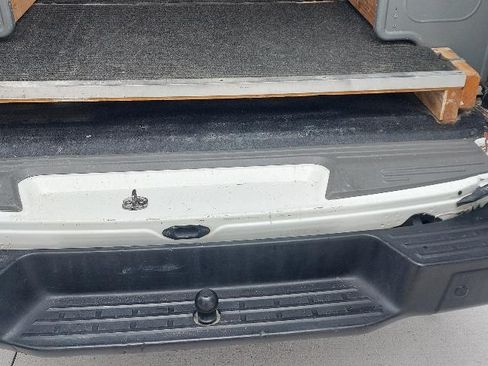 Used 2016 Nissan NV 2500 SV w/ Technology Package image 18