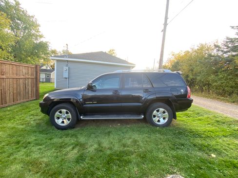 Used 2003 Toyota 4Runner Limited image 1