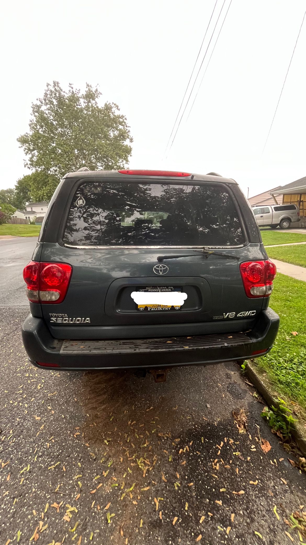 Used 2005 Toyota Sequoia SR5 AWD/4WD image 9