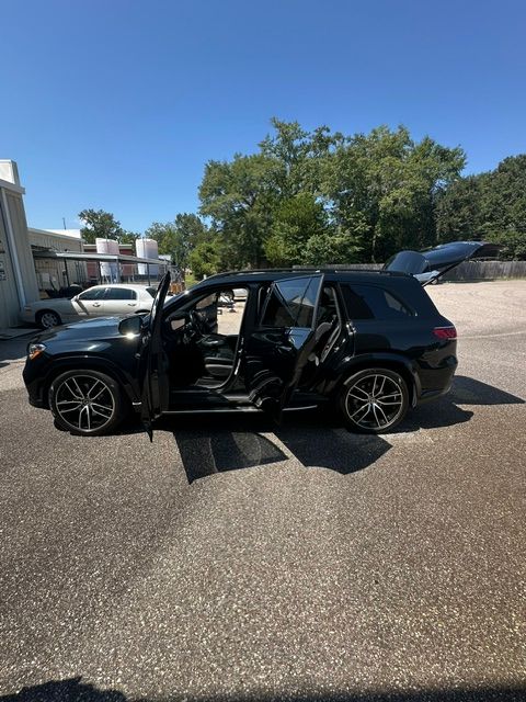 Used 2021 Mercedes-Benz GLS 580 4MATIC image 11