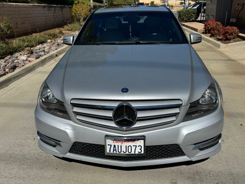 Used 2013 Mercedes-Benz C 250 Sedan image 3