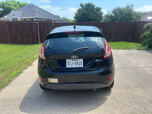 Used 2016 Ford Fiesta S FWD image 2