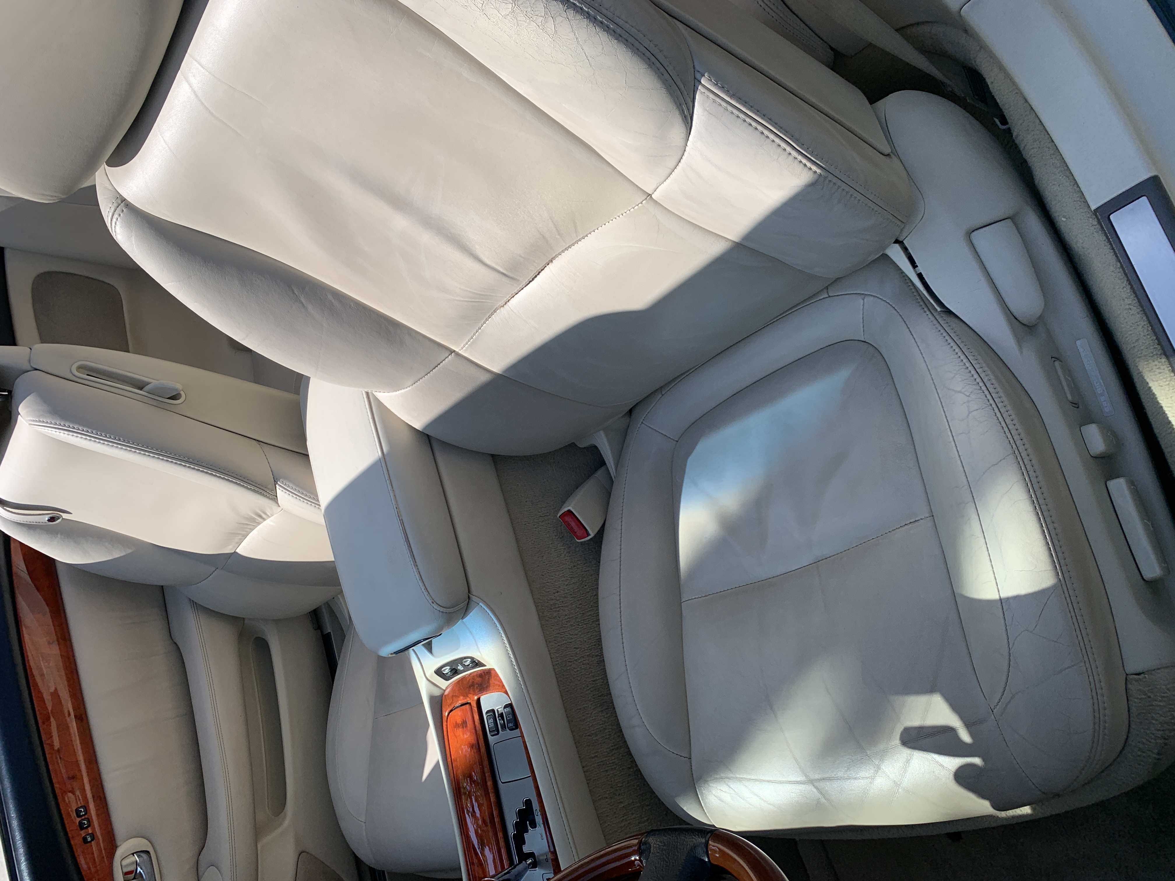 Used 2006 Lexus SC 430 Convertible RWD image 9