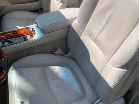 Used 2006 Lexus SC 430 Convertible RWD image 9