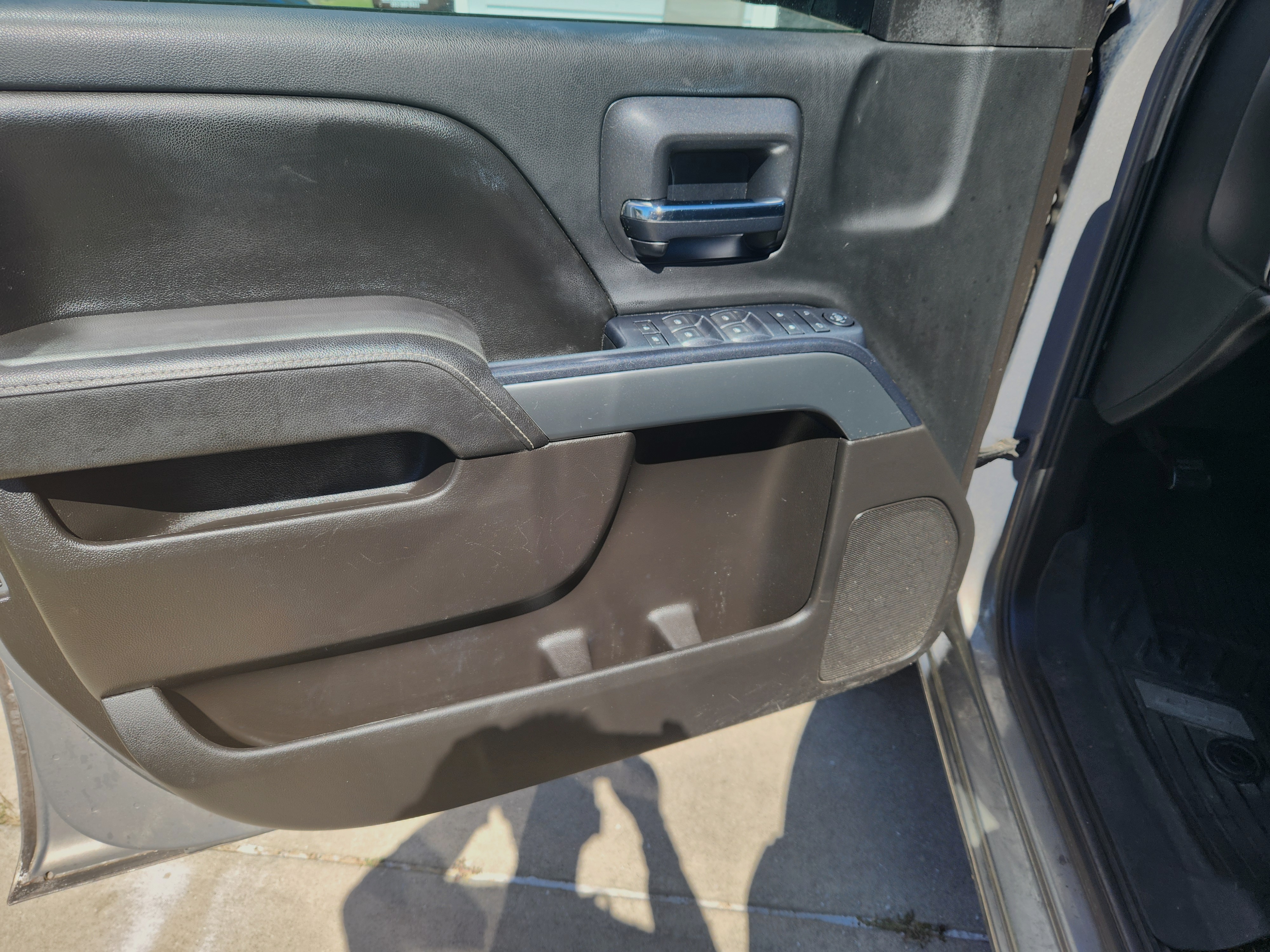 Used 2017 Chevrolet Silverado 1500 LT w/ All Star Edition AWD/4WD image 12