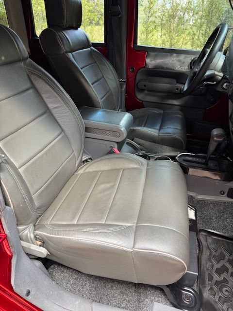 Used 2008 Jeep Wrangler Unlimited X AWD/4WD image 8