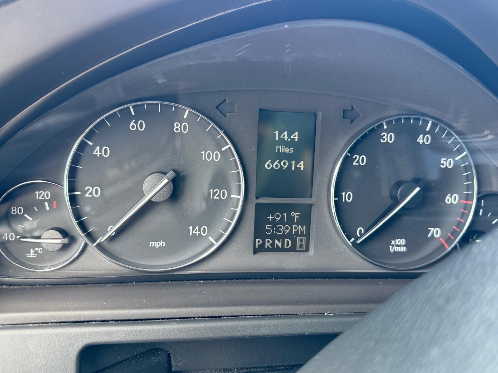 Used 2012 Mercedes-Benz G 550 image 15
