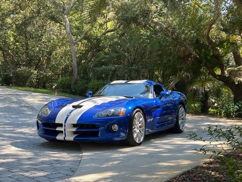 Used 2010 Dodge Viper SRT-10 w/ Protection Group image 1