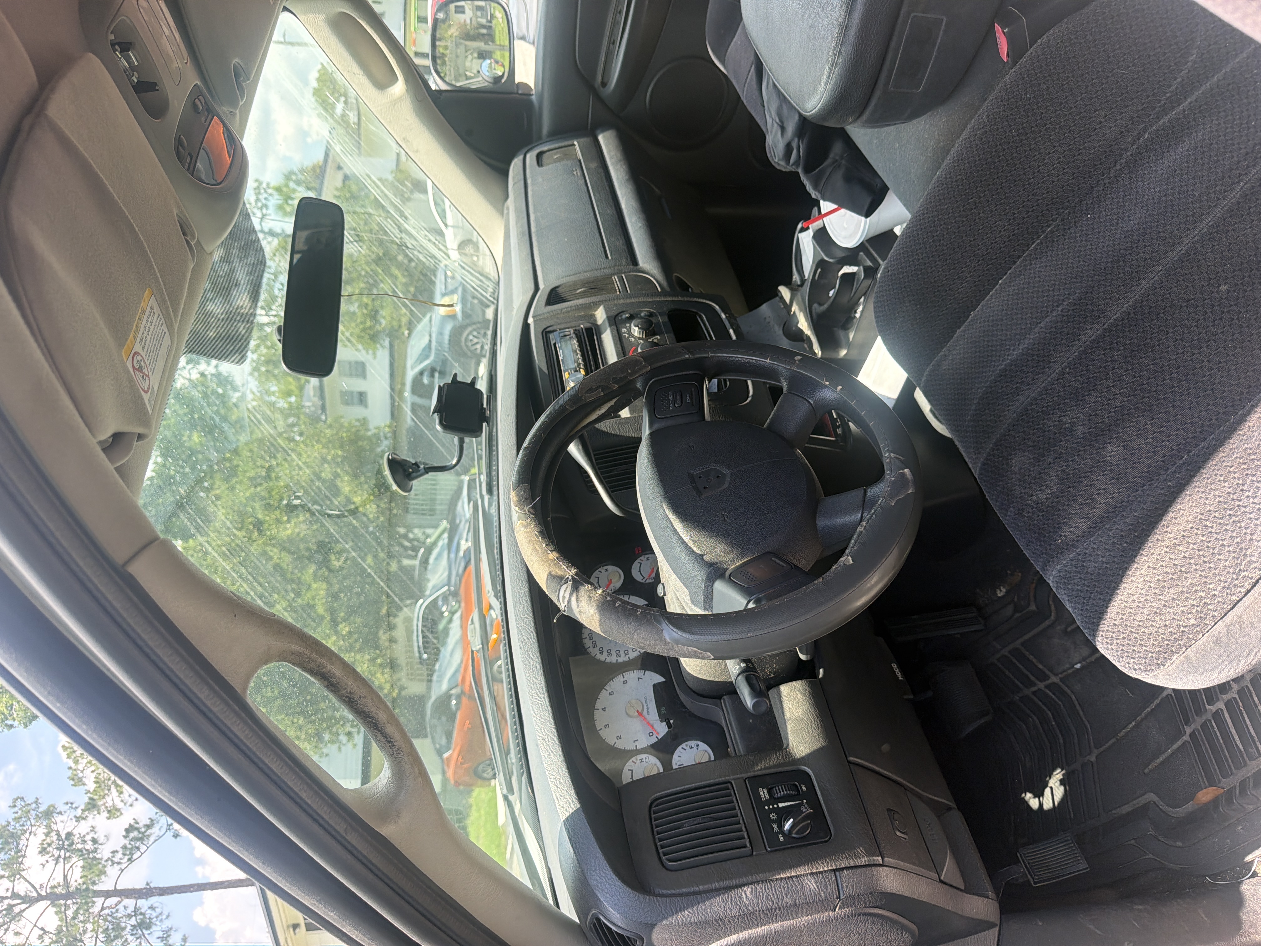 Used 2004 Dodge Ram 2500 Truck SLT w/ Trailer Tow Group AWD/4WD image 5