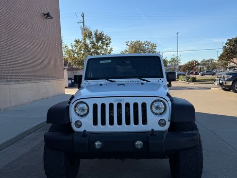 Used 2017 Jeep Wrangler Unlimited Sport w/ Quick Order Package 24S image 2