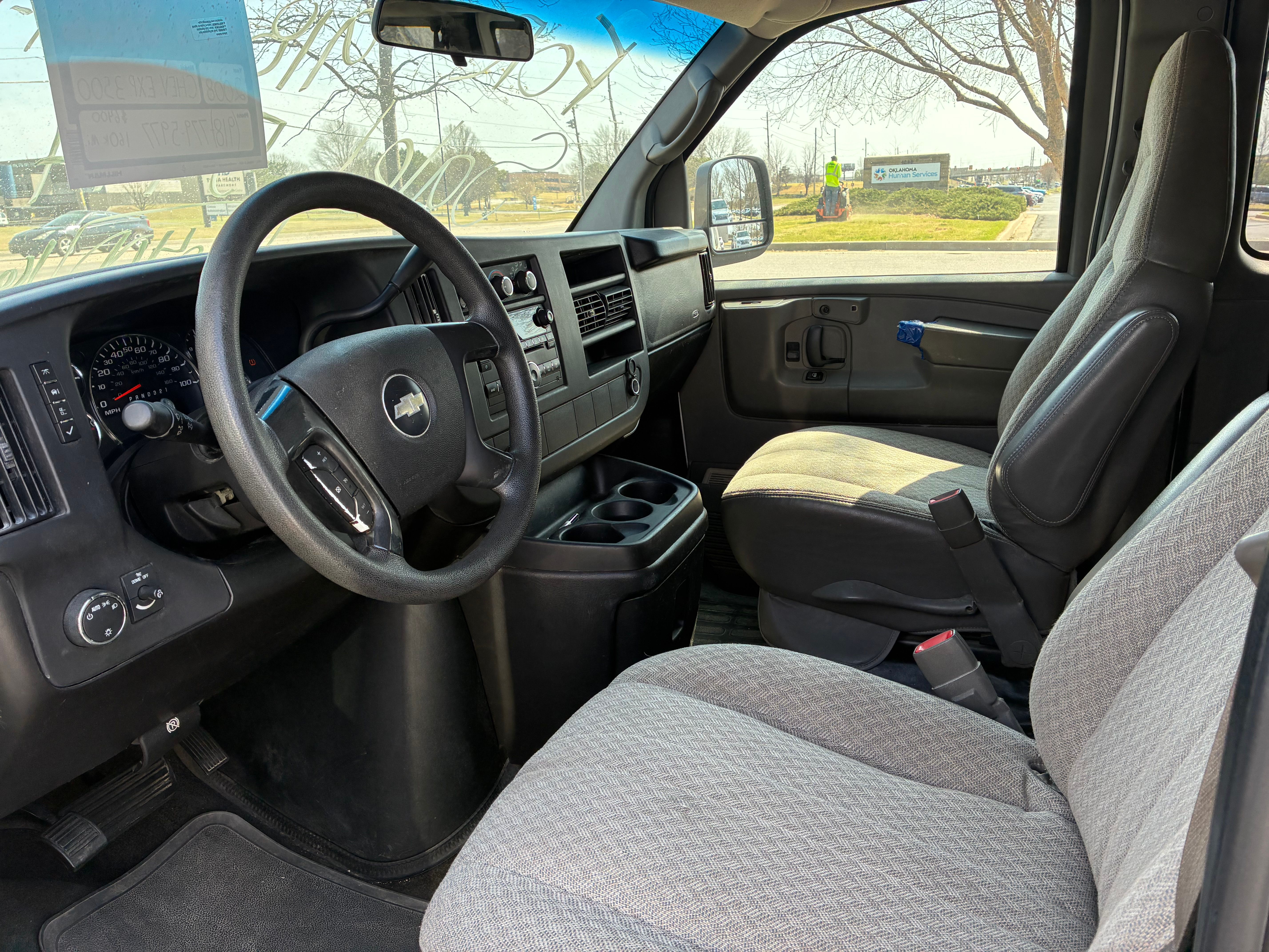 Used 2008 Chevrolet Express 3500 Extended Passenger w/ LT Preferred Equipment Group RWD image 5