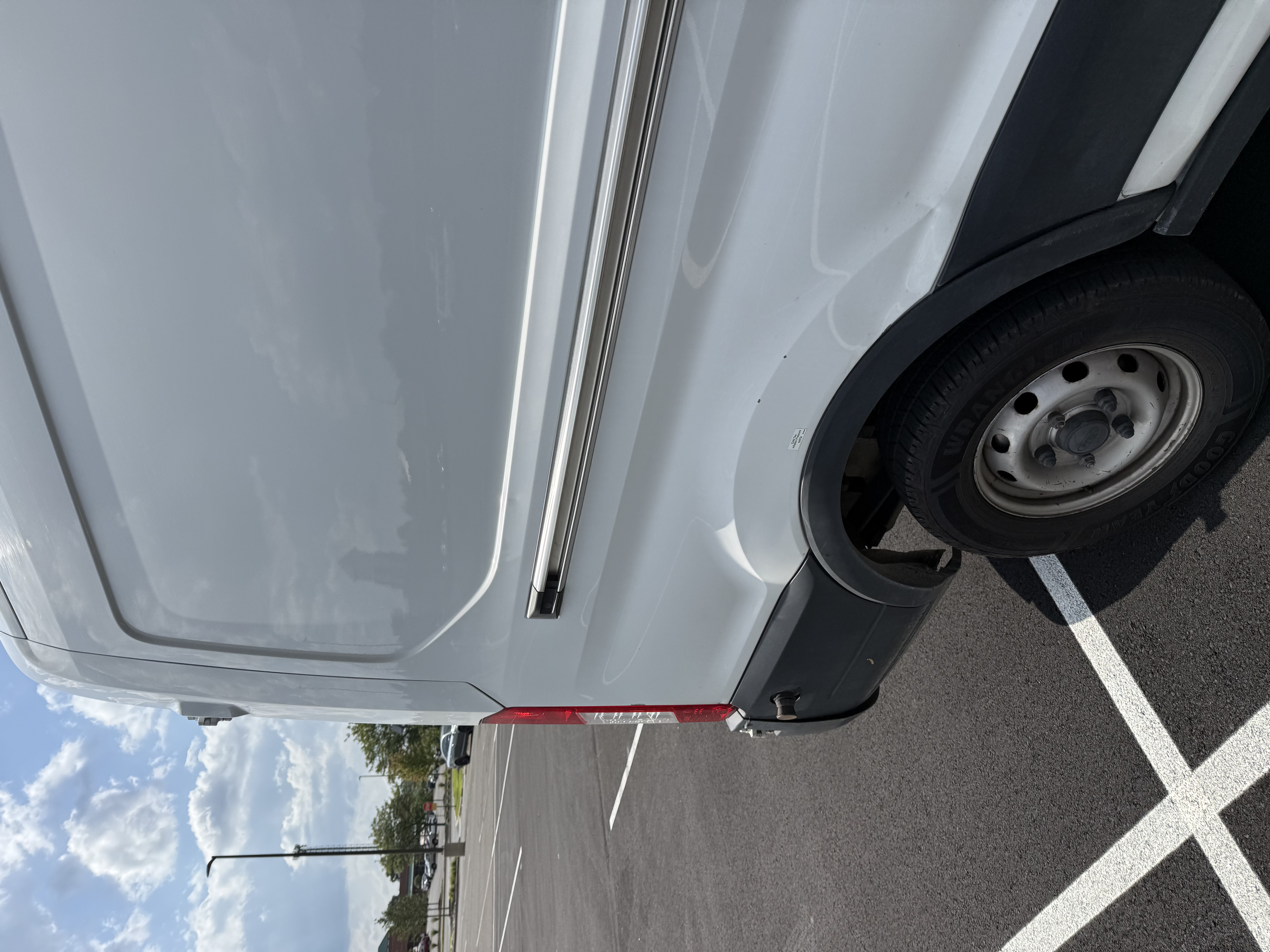 Used 2019 Ford Transit 150 148 Medium Roof RWD image 15