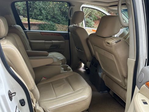 Used 2010 INFINITI QX56 56 Sport Utility 4D image 15