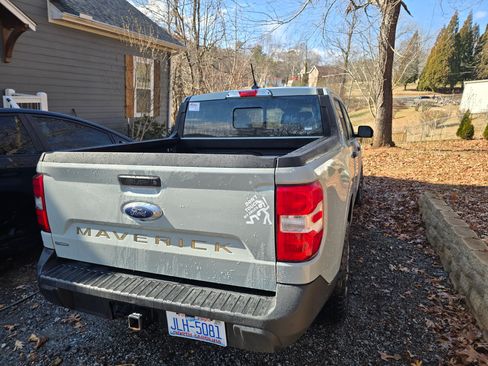 Used 2022 Ford Maverick XLT w/ XLT Luxury Package image 5