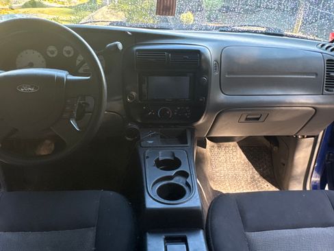 Used 2004 Ford Ranger XL image 6