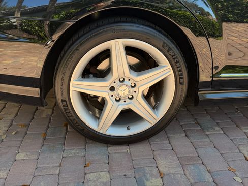 Used 2011 Mercedes-Benz S 550 S 550 4MATIC Sedan 4D image 20