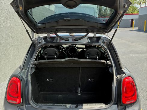 Used 2016 MINI Cooper S w/ Media Package FWD image 11