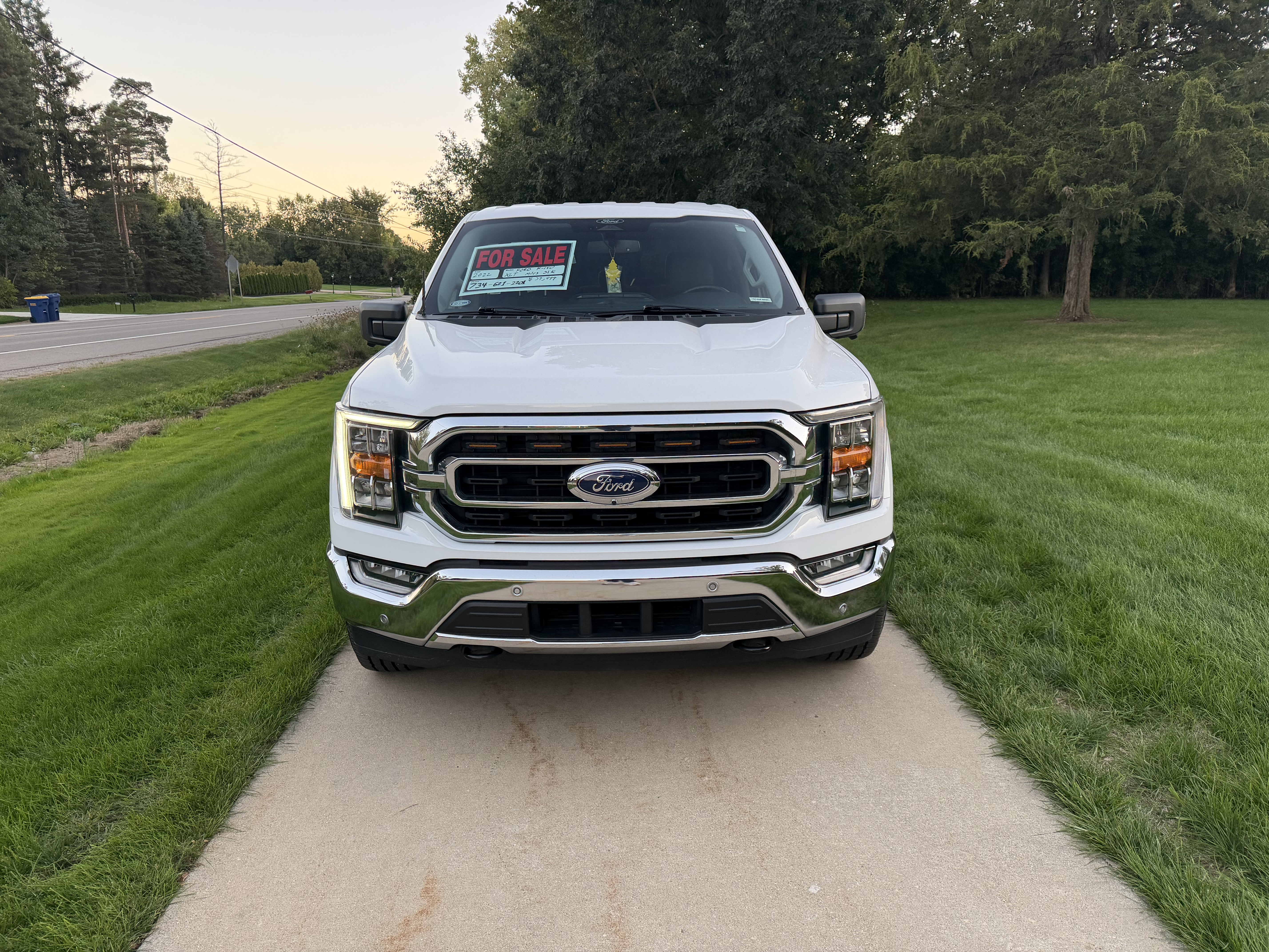 Used 2022 Ford F150 XLT w/ Equipment Group 302A High AWD/4WD image 17