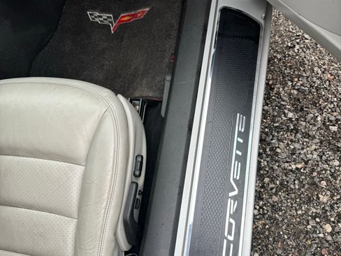 Used 2007 Chevrolet Corvette Coupe 2D w/ Preferred Equipment Group image 5