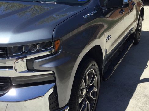 Used 2019 Chevrolet Silverado 1500 LT w/ Texas Edition image 5