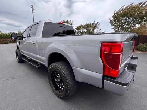 Used 2021 Ford F250 Lariat AWD/4WD image 2