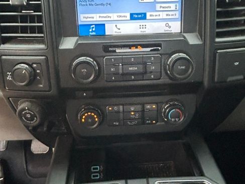 Used 2018 Ford F150 XL w/ Equipment Group 101A Mid AWD/4WD image 4