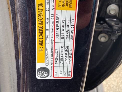 Used 2022 GMC Sierra 1500 AT4 w/ AT4 Premium Package image 16