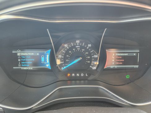 Used 2014 Ford Fusion SE image 12