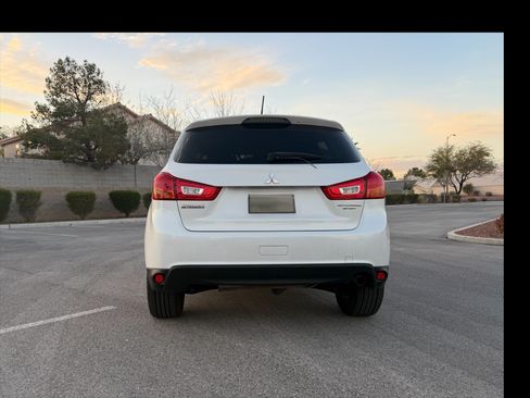 Used 2014 Mitsubishi Outlander Sport ES image 4