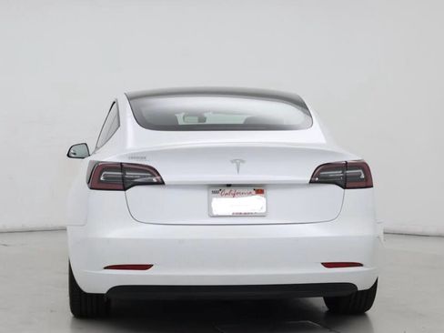 Used 2021 Tesla Model 3 Standard Range Plus image 11