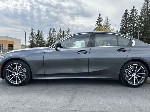 Used 2019 BMW 330i Sedan w/ Convenience Package image 5